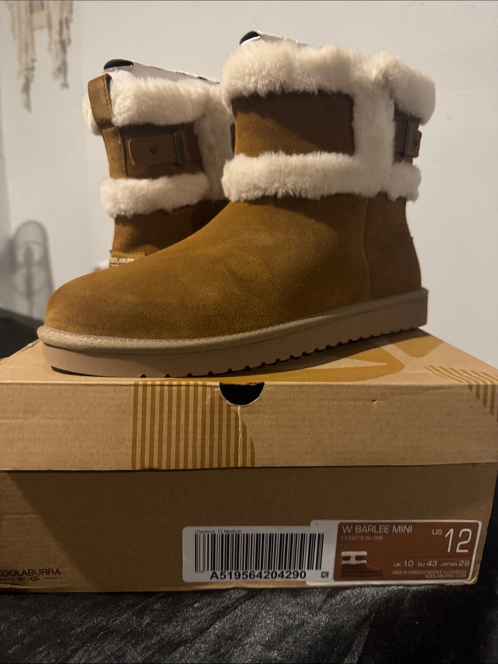Koolaburra Women's Chestnut Suede Shearling Cuff Slippers